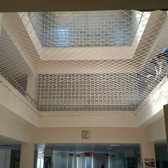 Установка межэтажных сеток заградительных в г. Тюмень